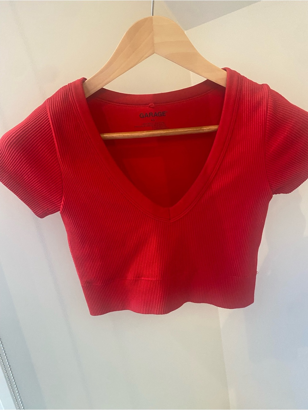Garage Red Ribbed V-Neck Crop Top Sz S